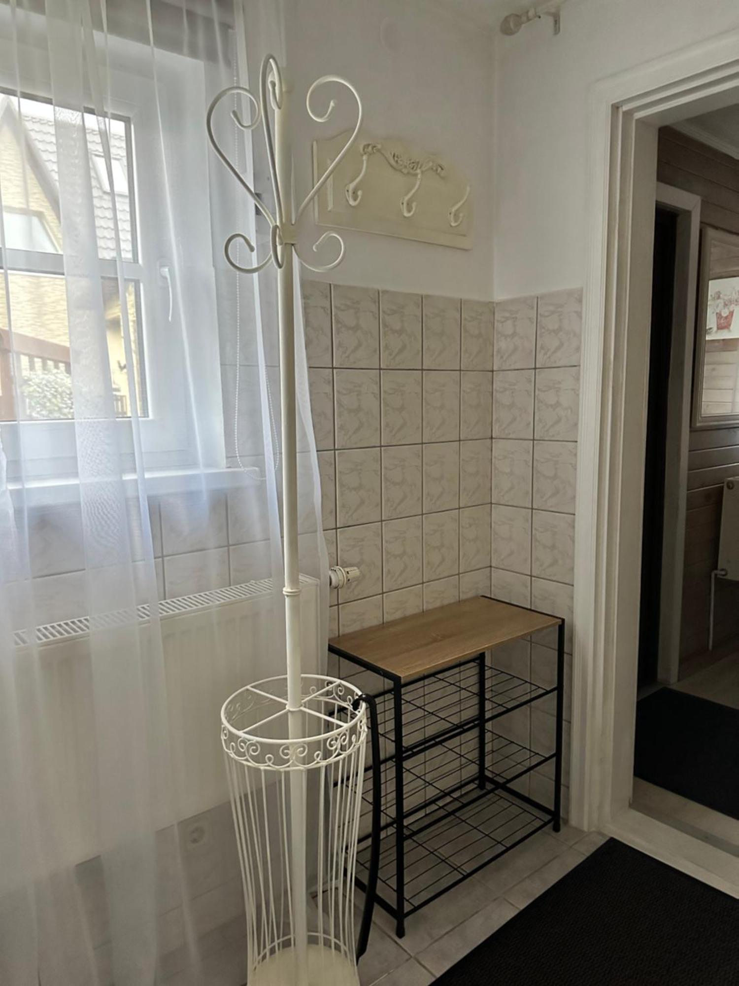Anni Apartment Ventspils Bagian luar foto